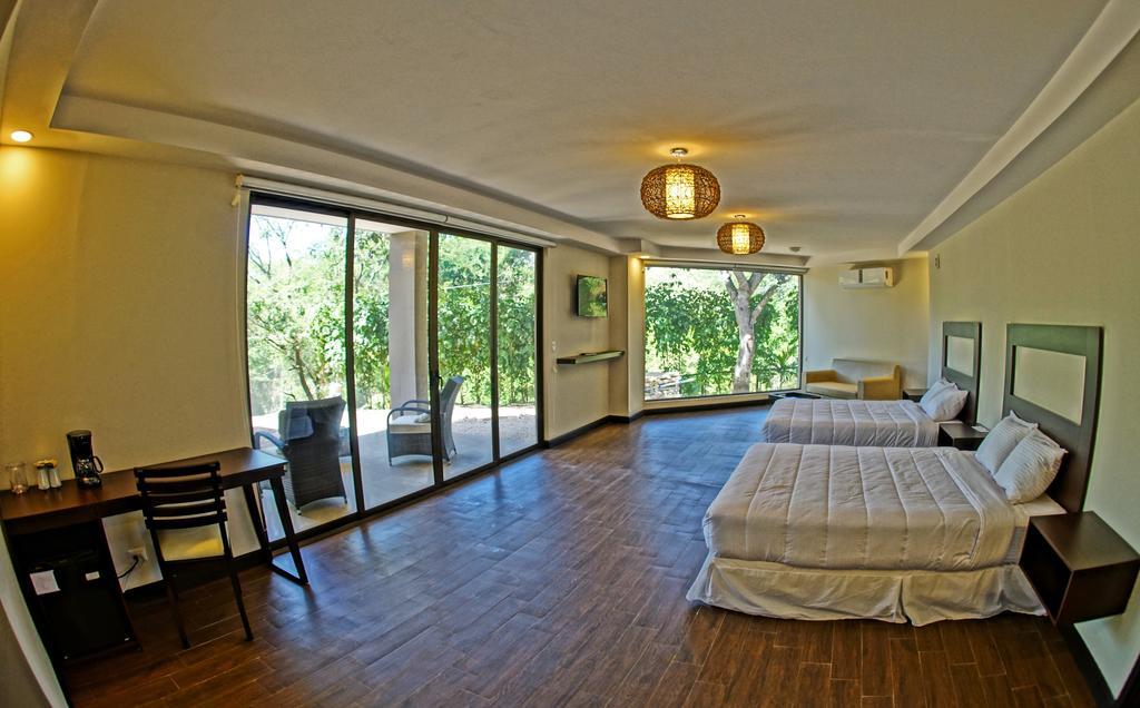Nammbu Beach Front Bungalows Sámara エクステリア 写真